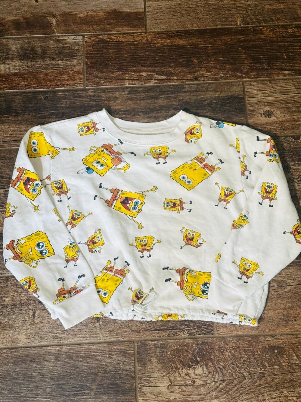 Juniors SpongeBob SquarePants By Nickelodeon White/Yellow Sweatshirt Medium
